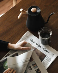 Fellow Stagg EKG 0.9L Kettle - Black And Maple 10 Fellow Stagg EKG 0.9L Kettle - Black And Maple -Kitchen Appliances Shop 3T0B7313