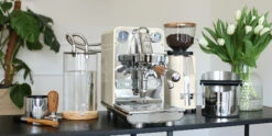 ECM Puristika Single-Boiler Espresso Machine Cream 23 ECM Puristika Single-Boiler Espresso Machine Cream -Kitchen Appliances Shop ECM Puristika creme Milieu