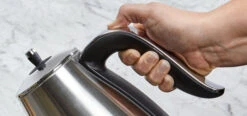 Capresso Pour-Over Kettle -Kitchen Appliances Shop ErgonomicGrip Grid2