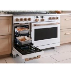 Café™ 48" Smart Dual-Fuel Commercial-Style Range With 6 Burners And Griddle (Natural Gas) -Kitchen Appliances Shop fribmsesrddi