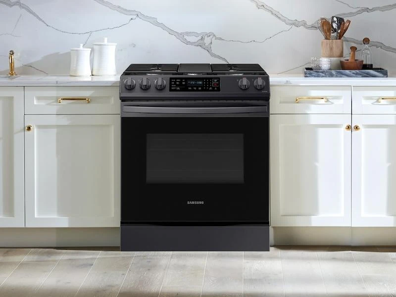Samsung 6.0 Cu. Ft. Smart Slide-in Gas Range With Convection In Black Stainless Steel 5 Samsung 6.0 Cu. Ft. Smart Slide-in Gas Range With Convection In Black Stainless Steel - Image 3